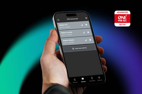 Aplikacja One For All Smart Control Pro do konfiguracji aktywności na smartfonie